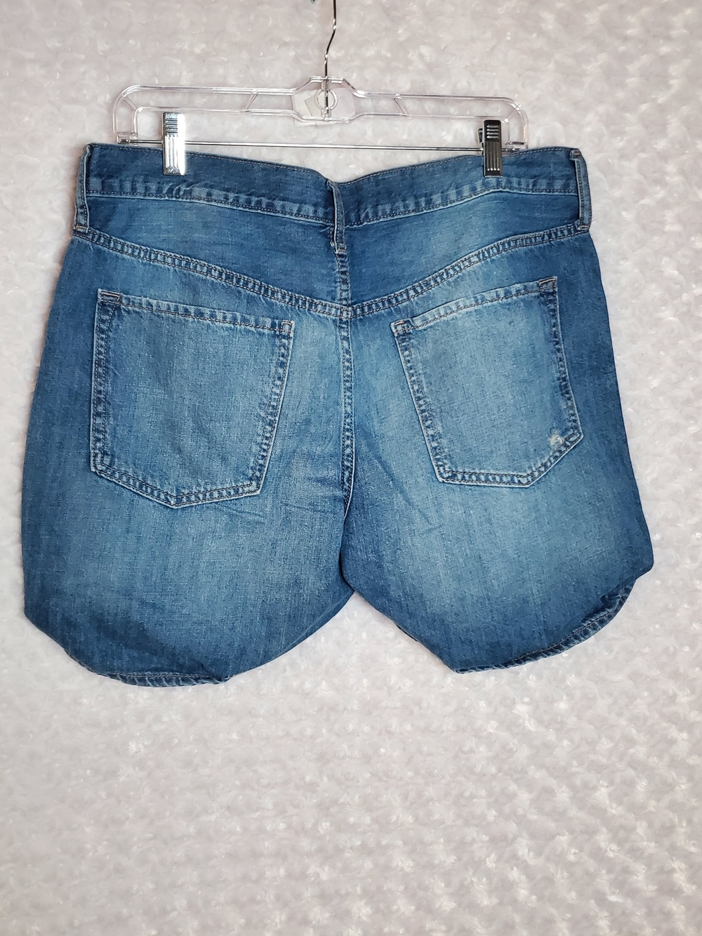 Classic Old Navy Boyfriend Denim Shorts - Light Blue Size 12 - Picture 3 of 10